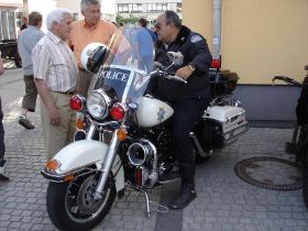 Polizei Harley (1).JPG